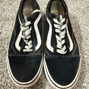 Black and White Sneakers Vans